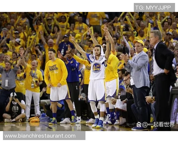 2014年NBA热火与勇士的经典对决回顾与精彩瞬间分析