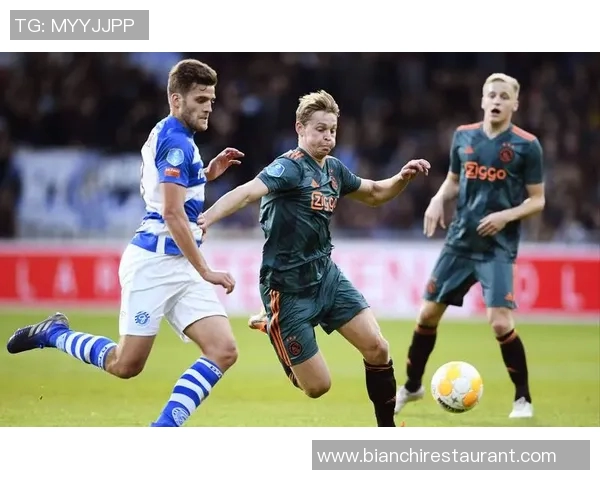 邓伯什与埃因霍温FC的精彩对决揭示足球战术与团队合作的魅力