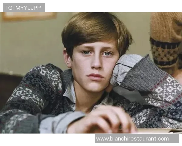 恩佐的成长之路：从平凡少年到耀眼明星的蜕变故事