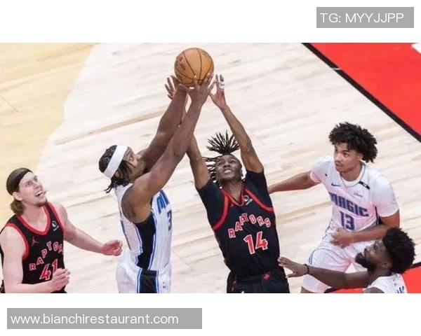 猛龙与凯尔特人激战正酣大分对决引发球迷热议