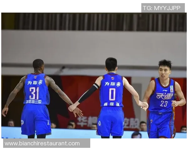 天津先行者主帅萨瓦洛夫:球队正迎来新一轮的复苏与崛起 天津先行者主帅萨瓦洛夫:球队正迎来新一轮的复苏与崛起